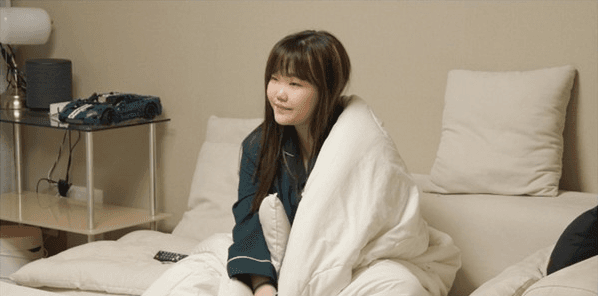 '전지적 참견 시점' 악뮤 이수현, 아기자기한 캐릭터 취향 가득한 집 공개! 애니 덕후 ‘수현’의 일상은?